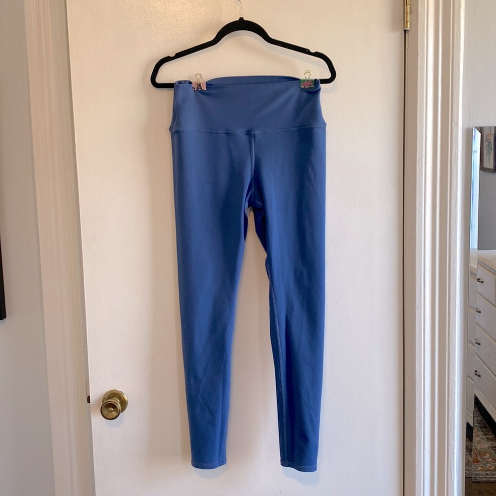 Size large high waist alo leggings in a soft blue